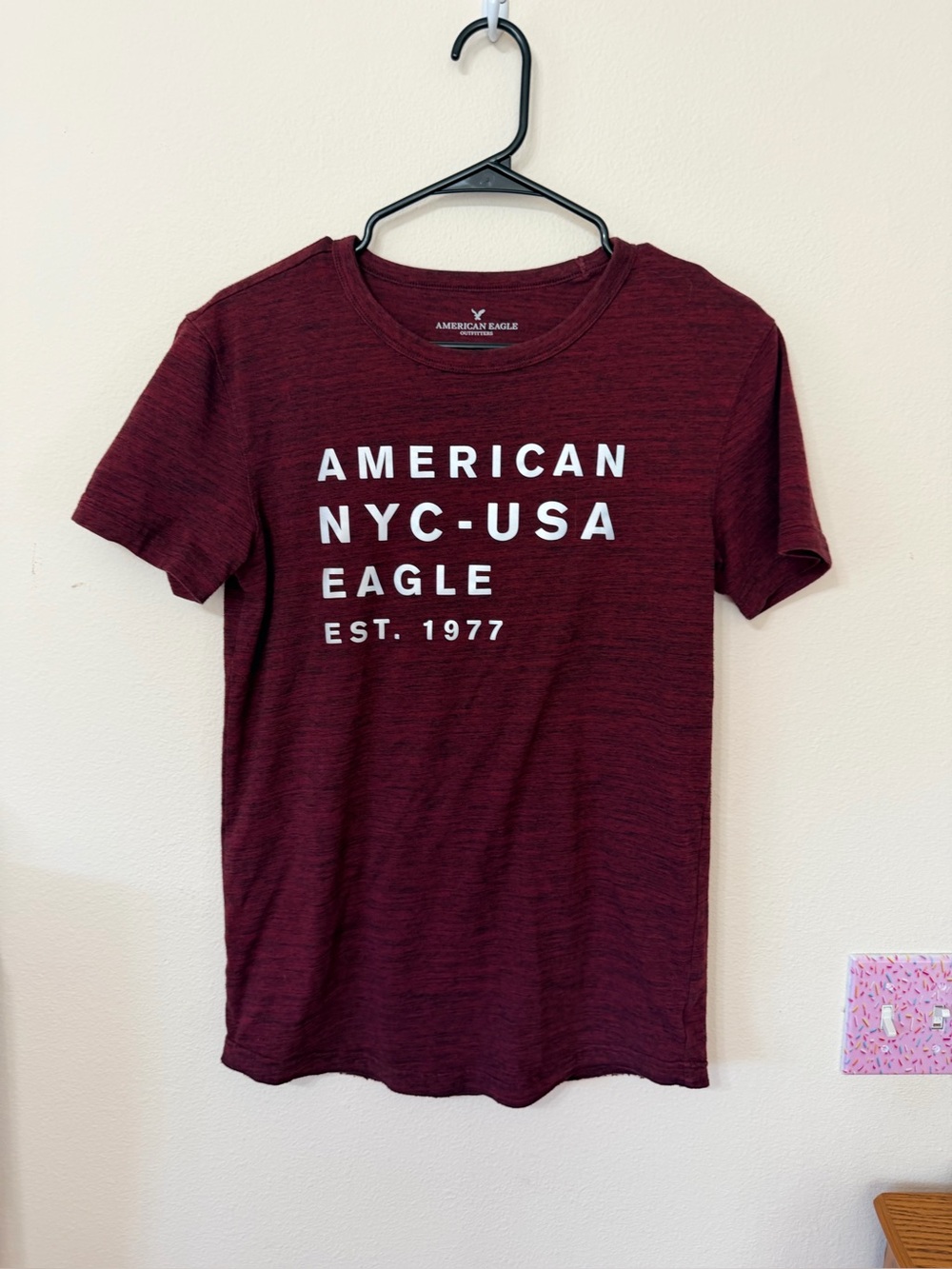 American Eagle T-shirt 1977 size XS